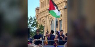 Soccer star Yamal waves Palestinian flag during parade